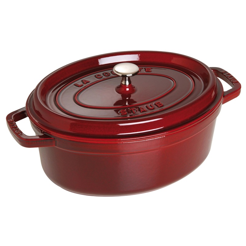 Staub Cocotte 33 cm, oval, Grenadine-Rot, Gusseisen  6.7l 40509-692-0