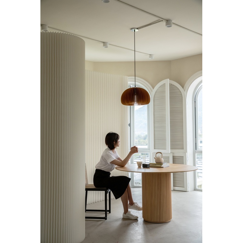 Spa Solutions MOnumentalWall iPaper Braun