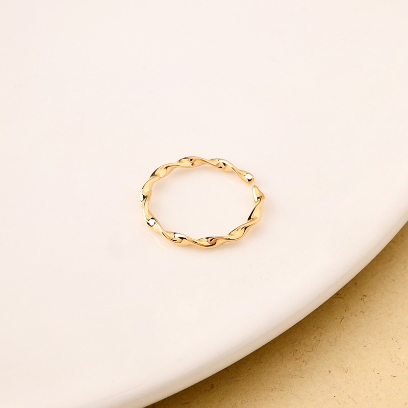 Twisted Golden Ring