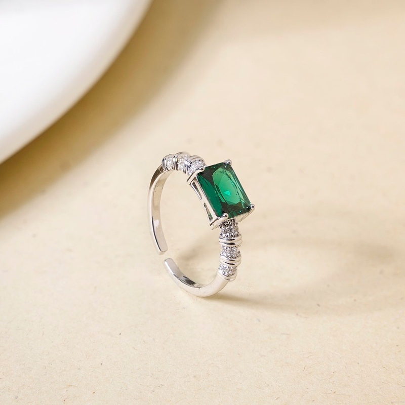 Green Stone Geometric Ring