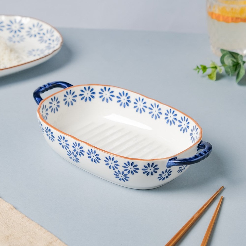 Bakeware With Handles