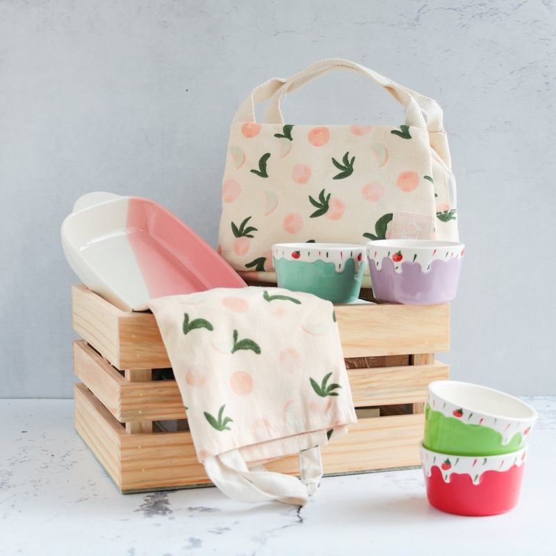 Baking Hamper for Mom Set of 8