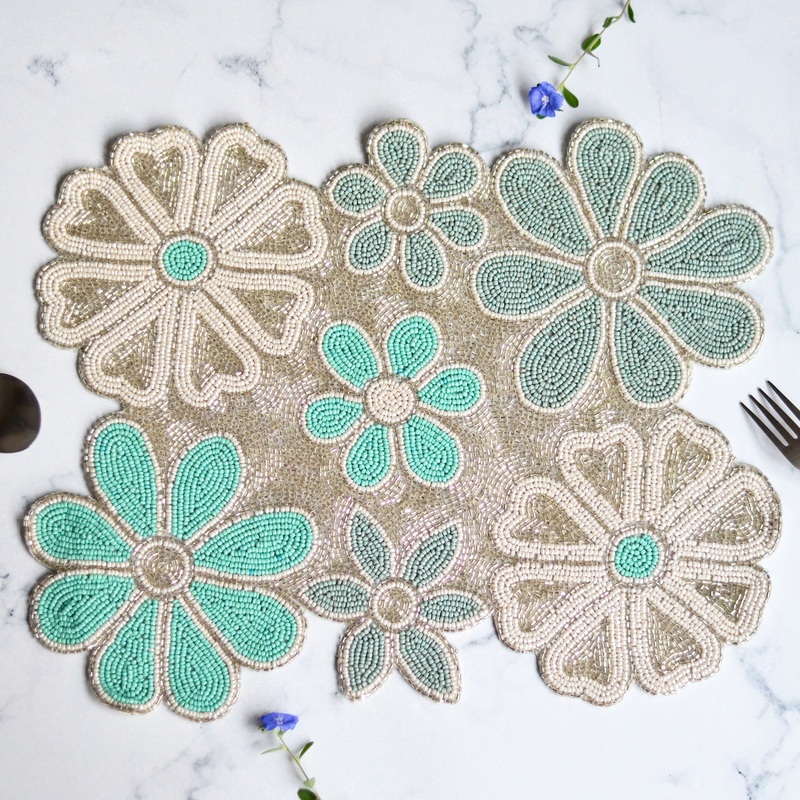 Beads Blossom Mat