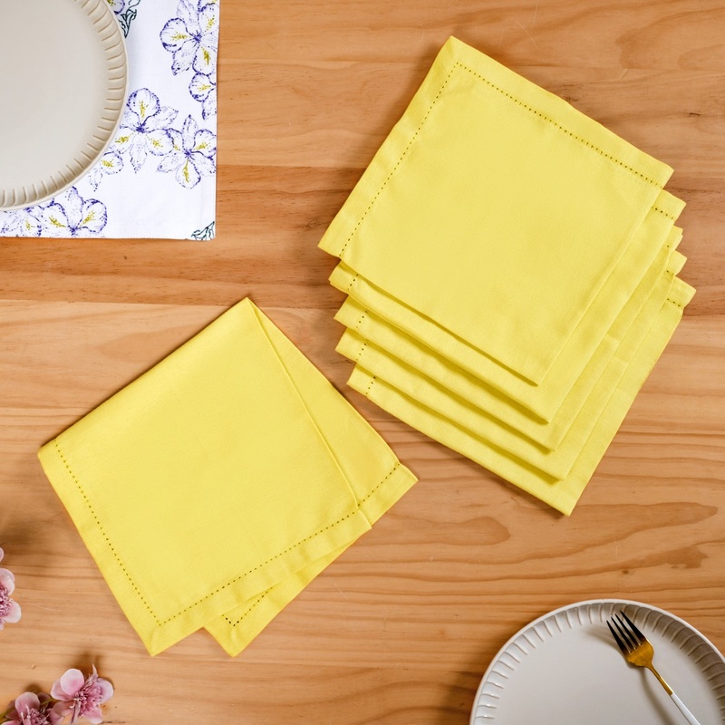 Verde Solid Yellow Table Napkins Set Of 6