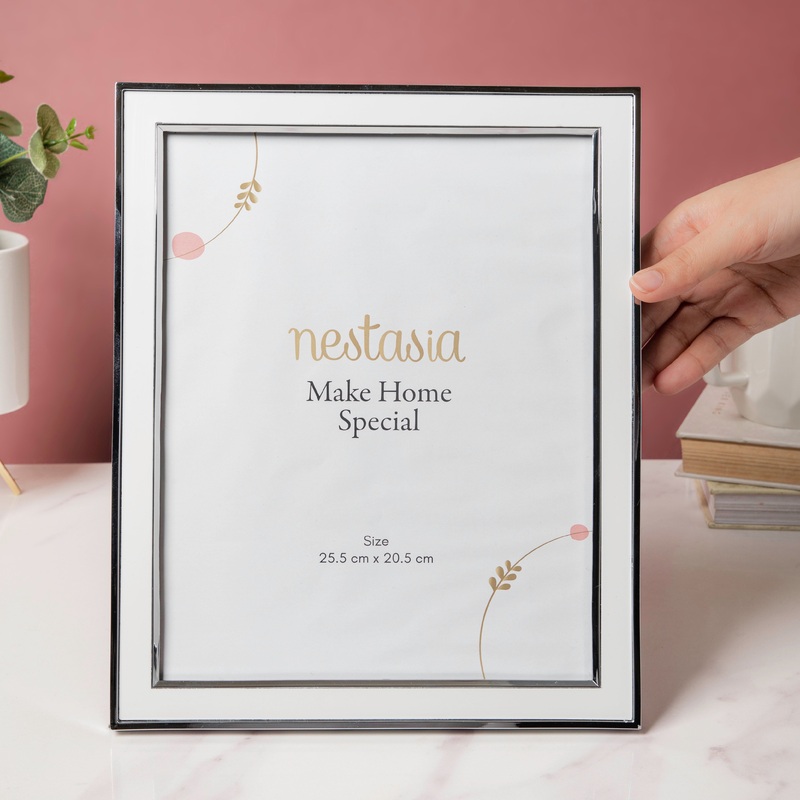 Sleek White Photo Frame 11 Inch