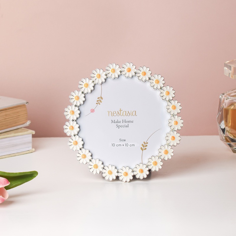 Sweet Daisy Round Photo Frame 5 Inch
