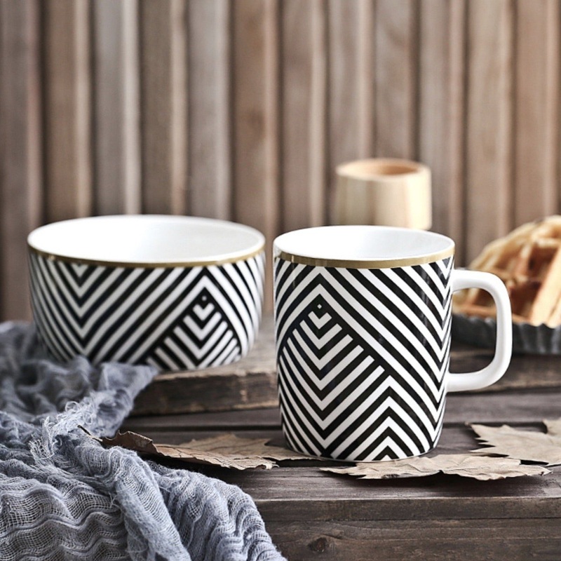 Black and White Mug