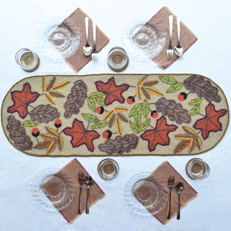 Beads Maple Leaf Runner