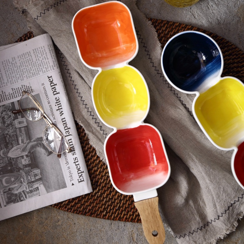MERRY 3 part snack bowl with wooden handle - Orange, yellow & red