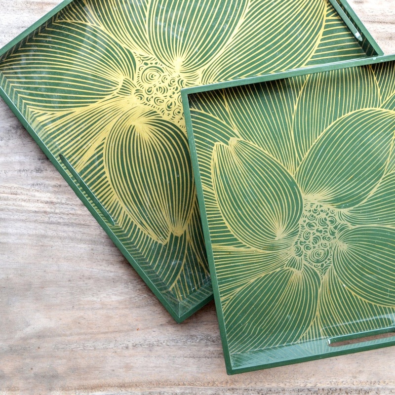 OLIVE Green Gold Floral Square Lacquer Tray (Set Of 2)