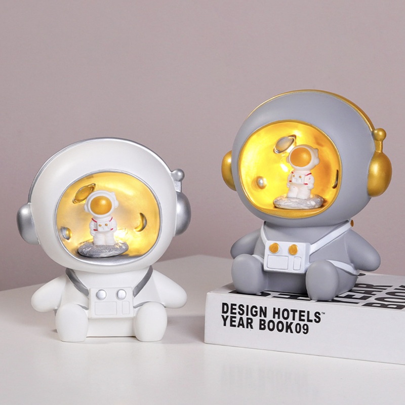 Inception Astronaut Showpiece