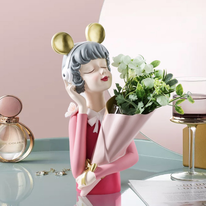 Musical Girl Showpiece Vase