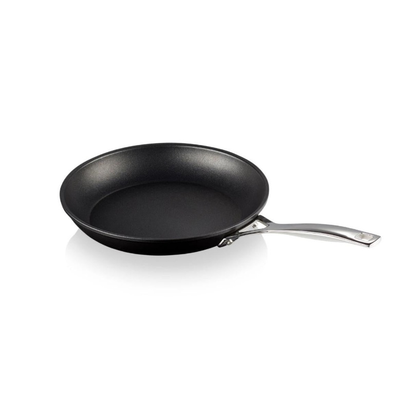 Le Creuset Toughened Non-Stick Shallow Frying Pan 24cm