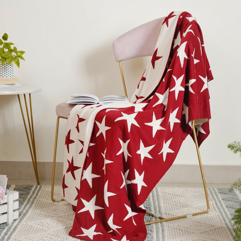Maroon Star Throw