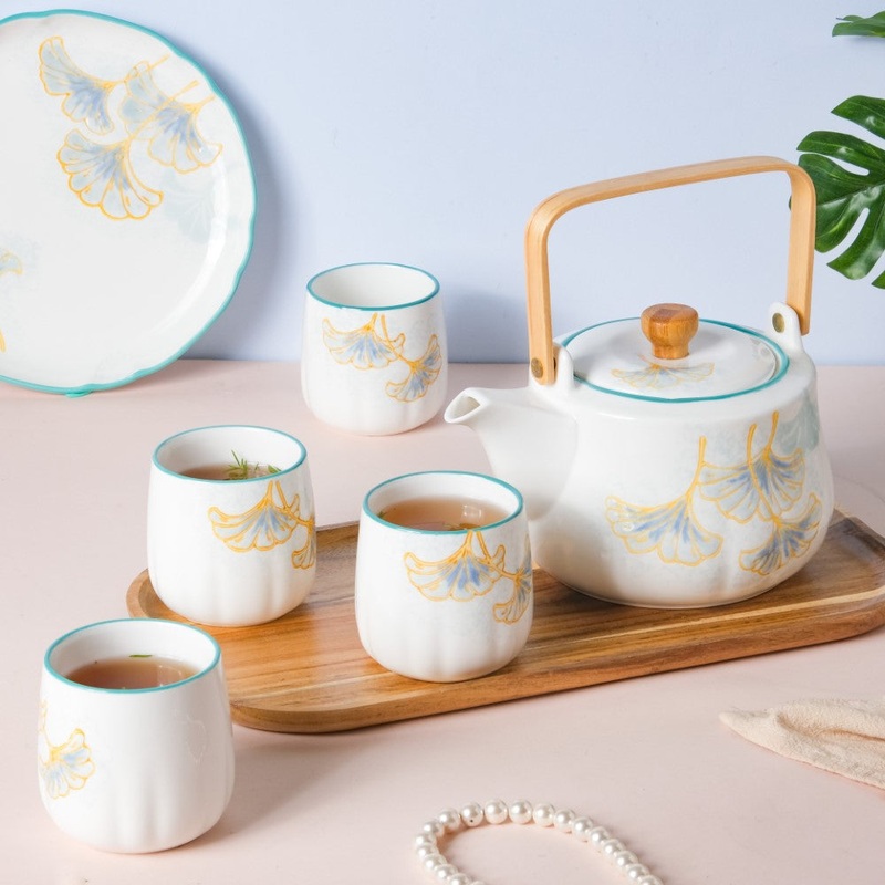 Vintage Teapot and Cup Set