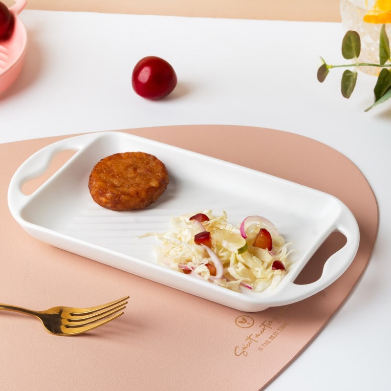 Baking Tray With Handle White