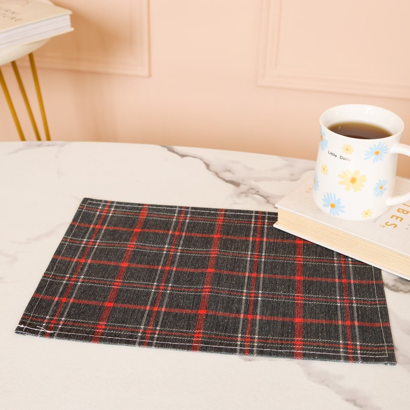 Check Placemat