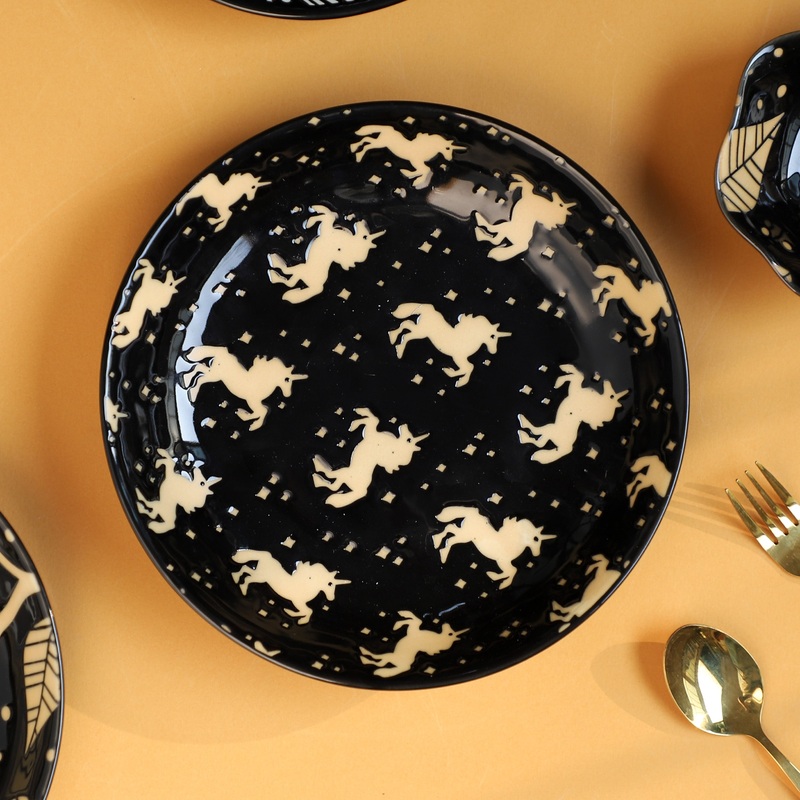 Natura Plates Black