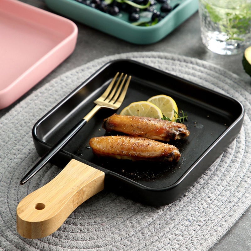 Square Plate With Wooden Handle Black