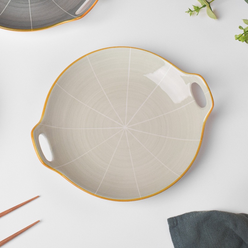 Willow Light Grey Round Plate With Handle 9.5 inch