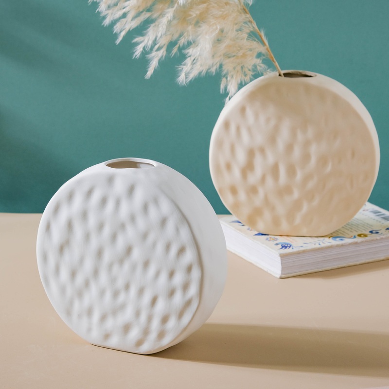 Round Vase