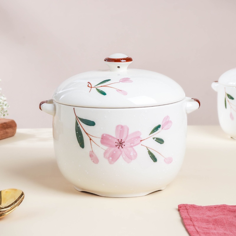 Sakura White Casserole Pot Medium