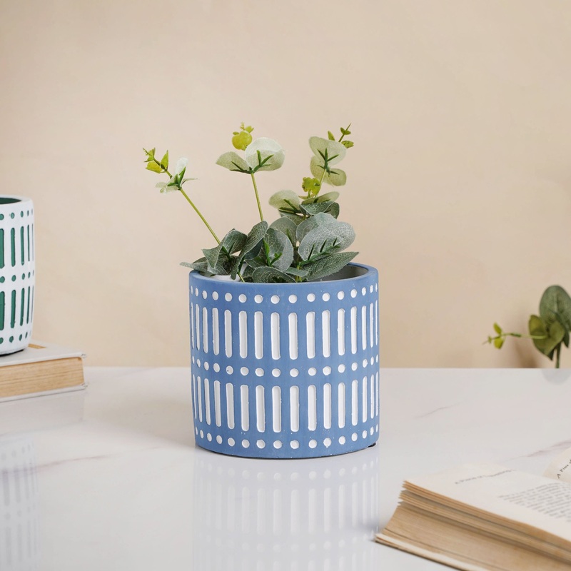 Blue Linear Sculpted Pot