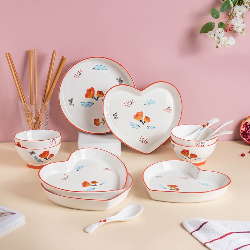 Floral Heart Snack Set For 4