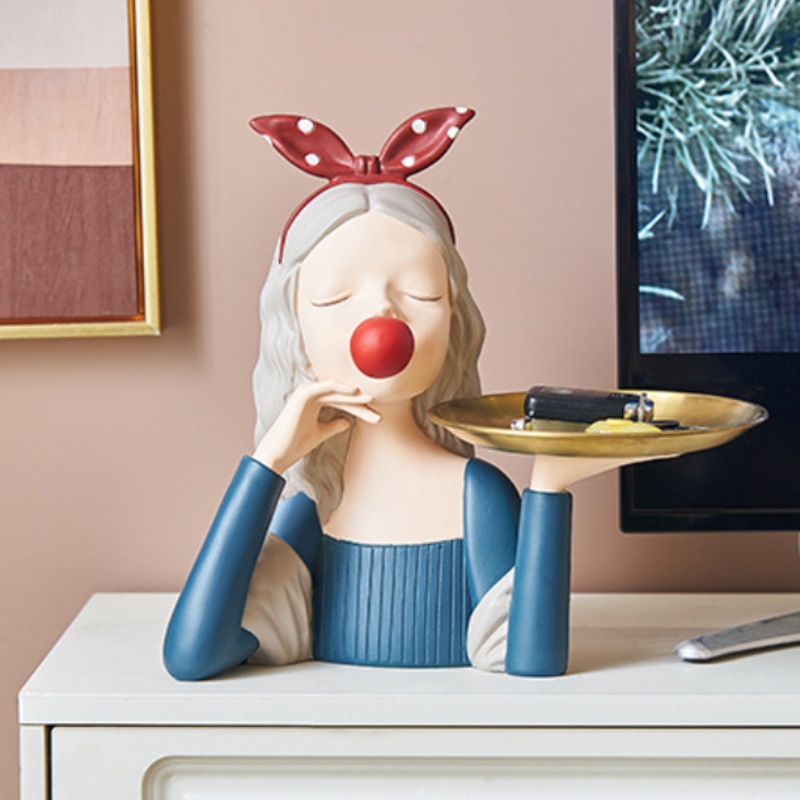 Red Ribbon Girl Showpiece Platter