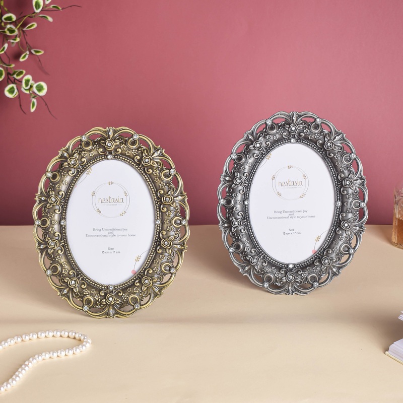 Vintage Garland Photo Frame