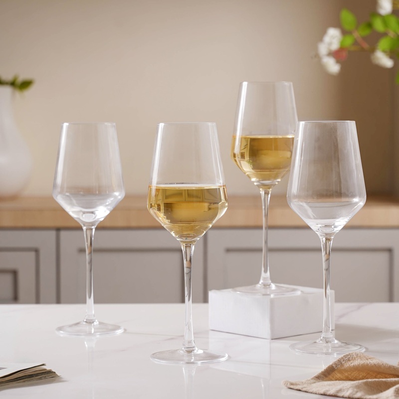 Classic Wine Glass Set of 4