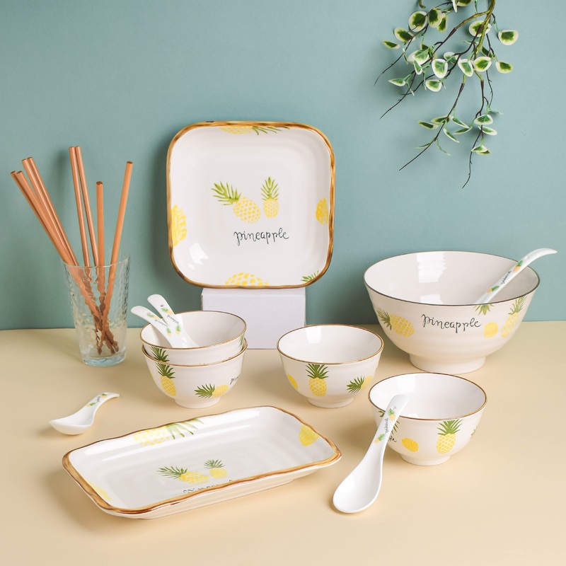 Pineapple Soup Set For 4