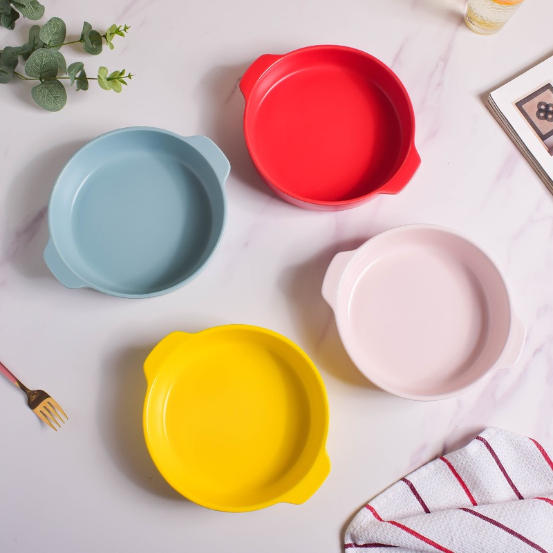 Solid Colored Baking Pot with Handle
