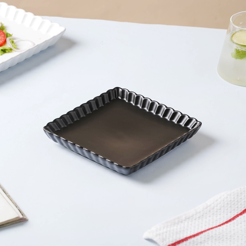Black Berry Square Snack Dish 6 Inch