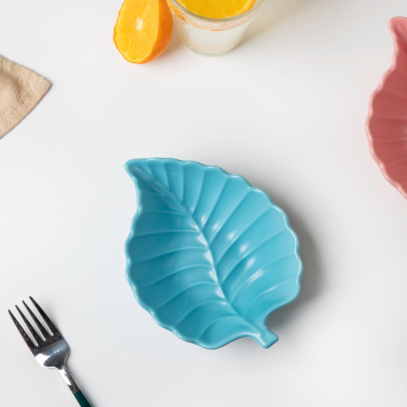Blue Scotch Pine Leaf Snack Bowl 6 Inch 200 ml