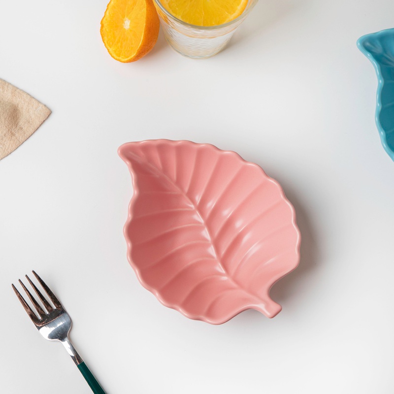 Pretty Pink Leaf Snack Bowl 6 Inch 200 ml