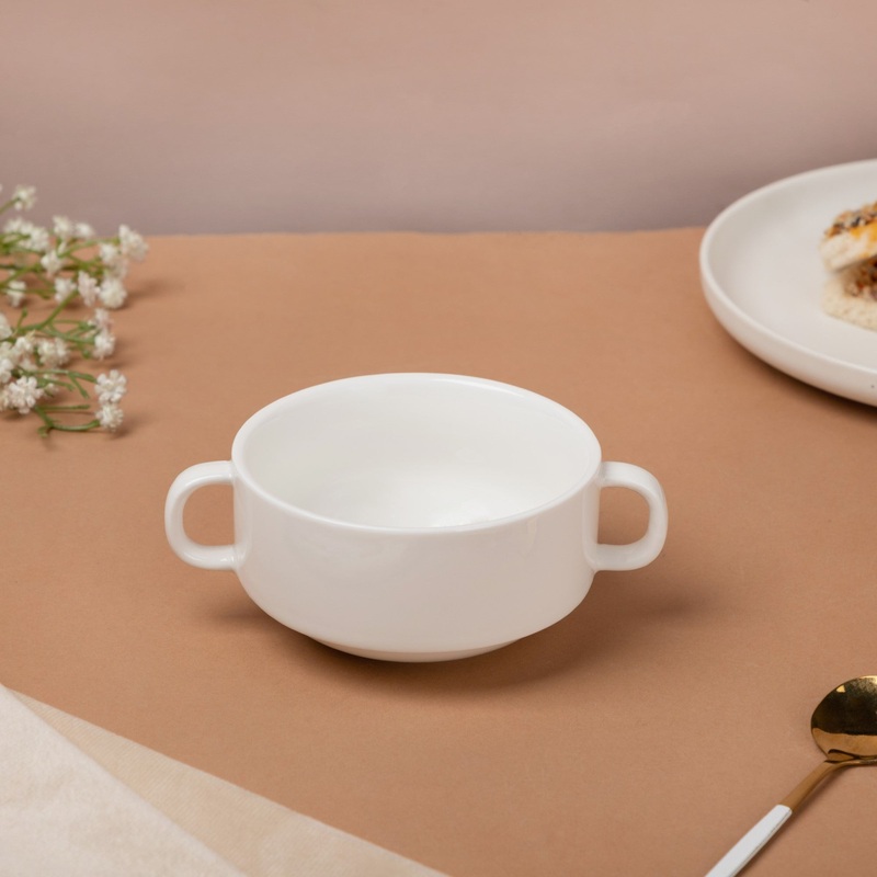 Riona Ceramic Soup Bowl With Handle White