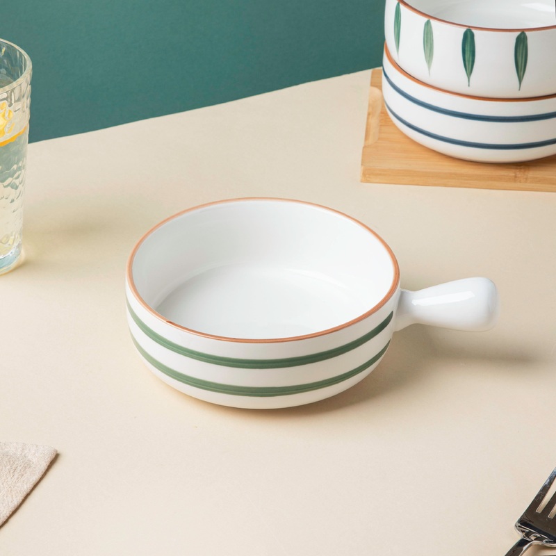 Swirl Baking Bowl With Handle Green