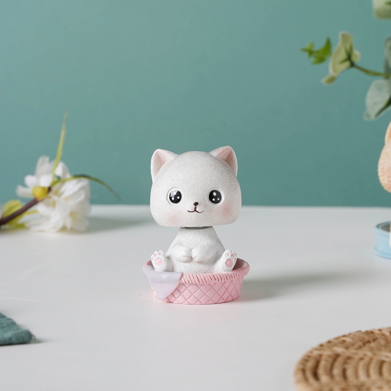 Kitty In A Tub Resin Bobble Head Showpiece