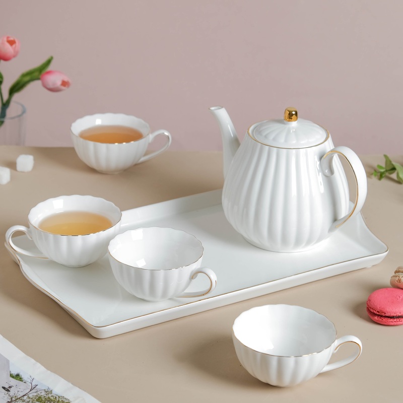 White Truffle Ribbed 1 Litre Teapot With Set of 4 Cups 150 ml
