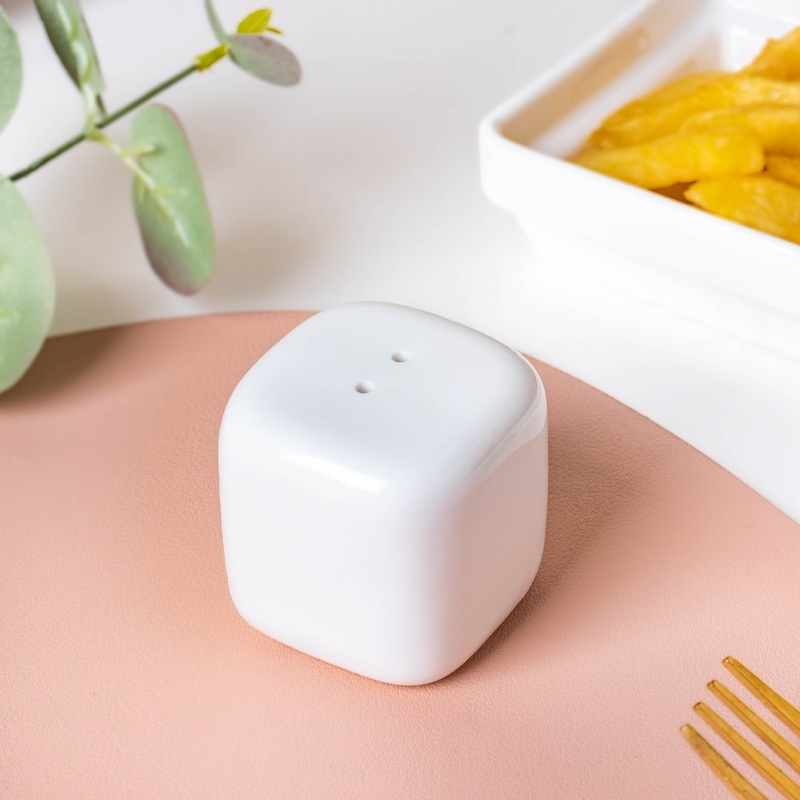 Serena Pearly White Salt And Pepper Shaker