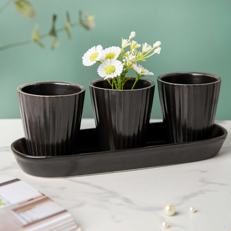 Ternion Ribbed Planter Set Of 3 Black With Plate