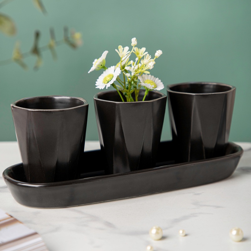 Ternion Textured Planter Set Of 3 With Plate Black