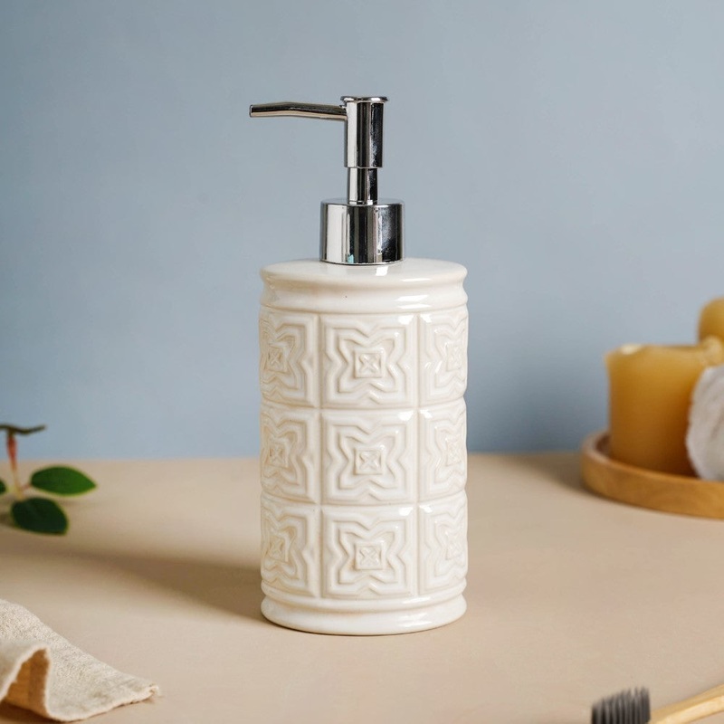 Carved Ceramic Soap Dispenser 500 ml