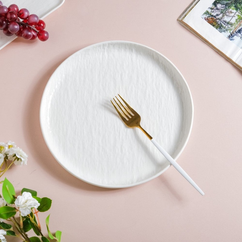 Frore Round Textured Dinner Plate White 9.5 Inch