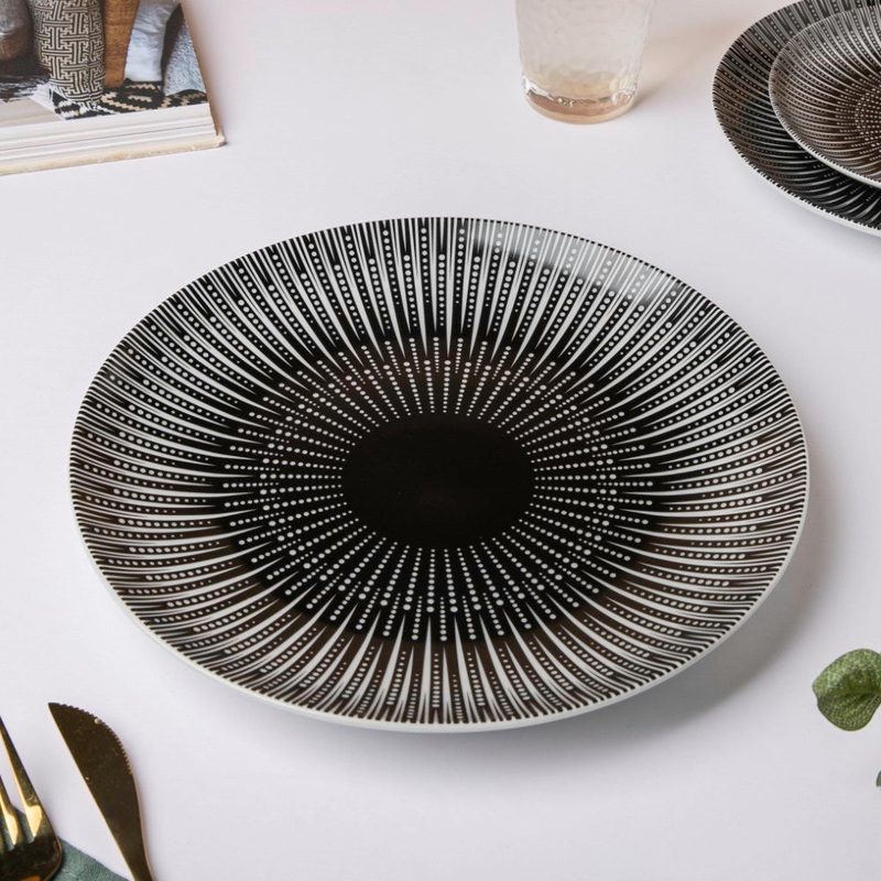 Philocaly Linear Patterned Ceramic Dinner Plate Black 10 Inch