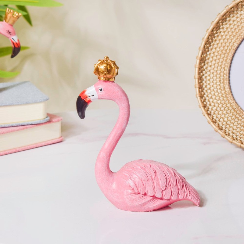 Royal Queen Flamingo Decor