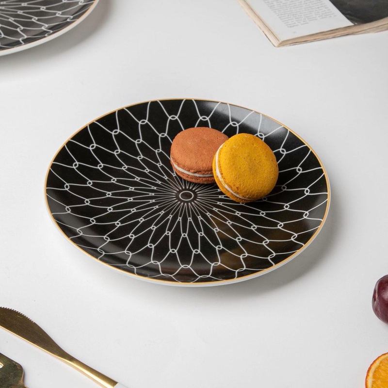 Trellis Gloss Ceramic Plate For Snacks Black 8 Inch