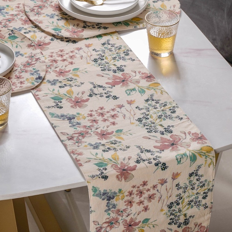Vintage Florals Cotton Printed Table Runner For 6 Seater