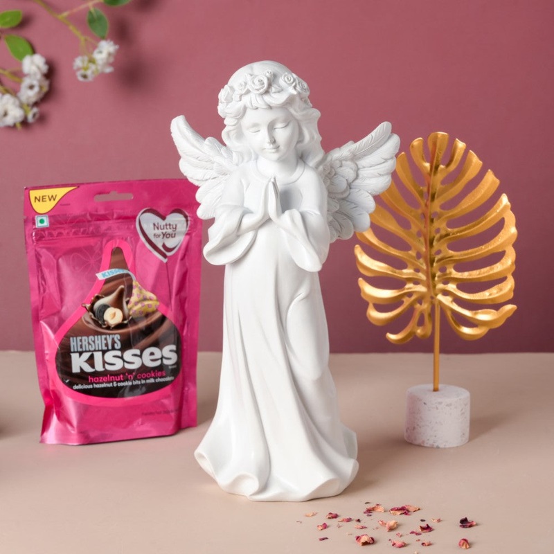 Angel And Leaf Festive Showpiece Hamper Set Of 3